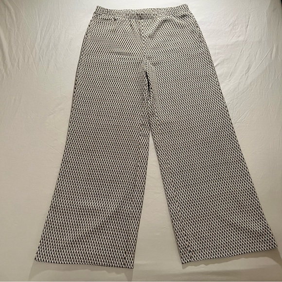 Chico's Brown Elastic Waist Wide Leg Pants pull over Geometric Print design 2Reg - Picture 7 of 13